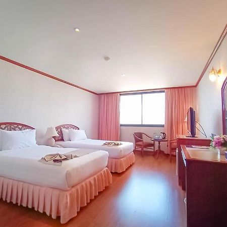 K.P. Grand Hotel Chanthaburi Buitenkant foto