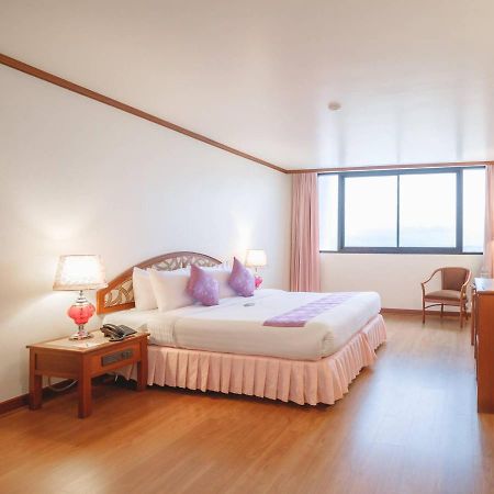 K.P. Grand Hotel Chanthaburi Buitenkant foto