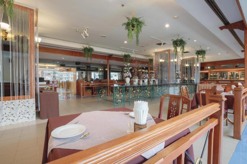 K.P. Grand Hotel Chanthaburi Buitenkant foto