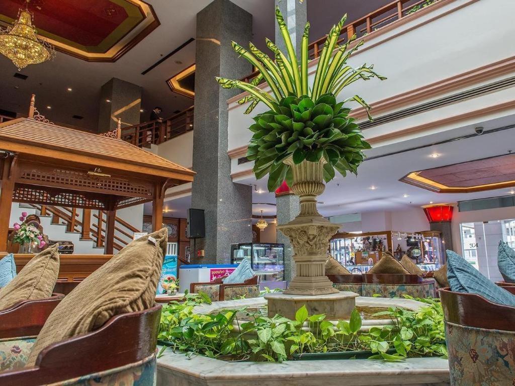K.P. Grand Hotel Chanthaburi Buitenkant foto