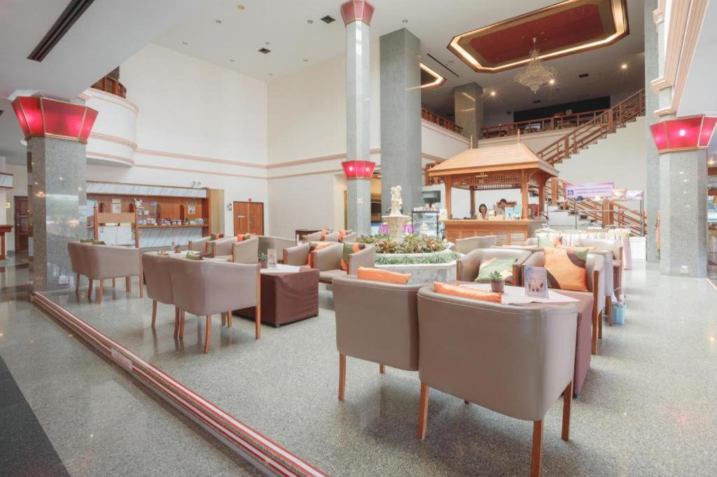 K.P. Grand Hotel Chanthaburi Buitenkant foto