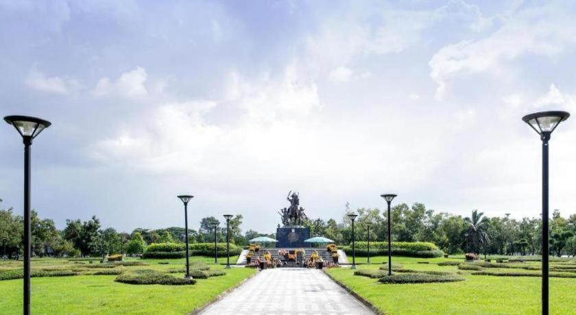 K.P. Grand Hotel Chanthaburi Buitenkant foto