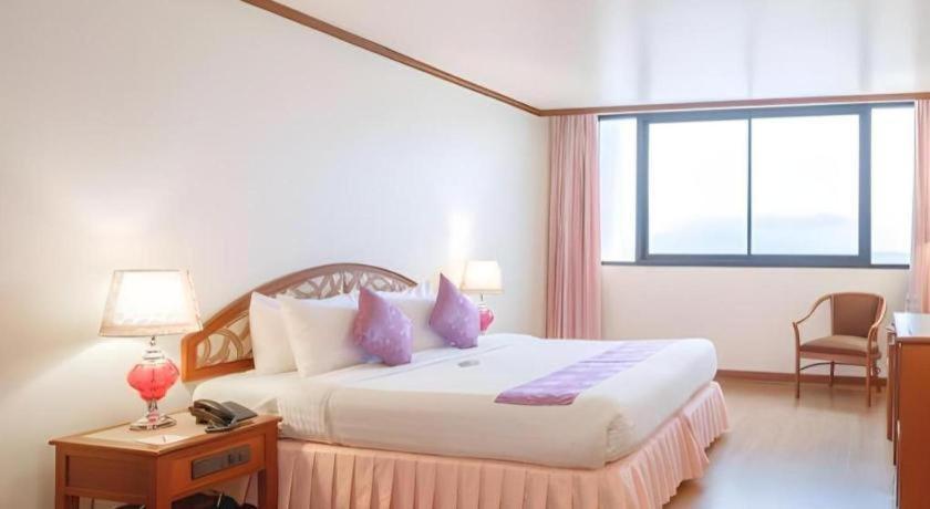 K.P. Grand Hotel Chanthaburi Buitenkant foto