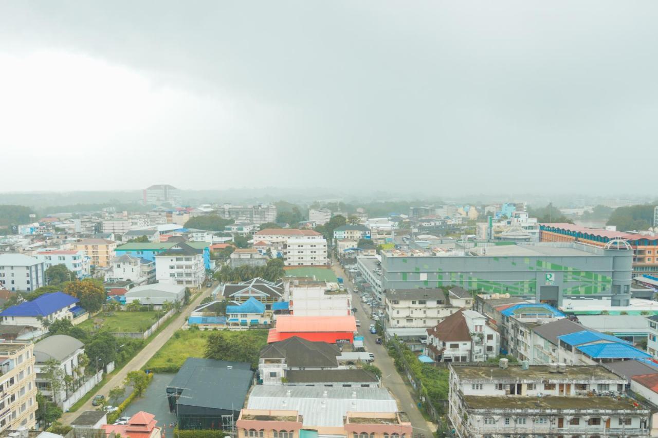 K.P. Grand Hotel Chanthaburi Buitenkant foto